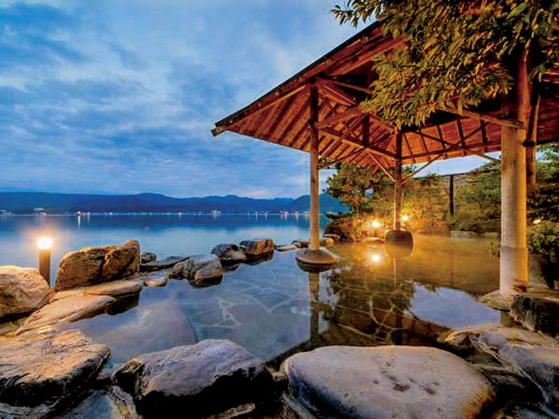 は わい 温泉 千年 亭