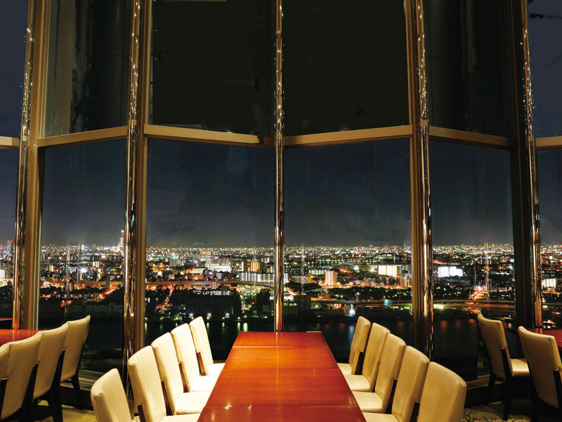 ホテル京阪 ユニバーサル タワー ｔｈｅお宿 1泊2食 展望温泉入浴券付 夕食は最上階スカイレストランでバイキング 阪急交通社